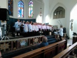 Optreden Heilge Familie kerk Heerhugowaard t'Kruis .jpg